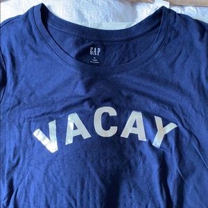 GAP tshirt